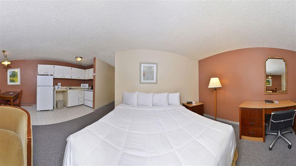 טוקווילה Sunrise Garden Suites מראה חיצוני תמונה