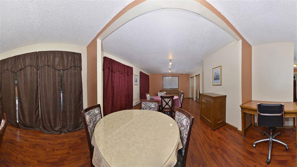 טוקווילה Sunrise Garden Suites מראה חיצוני תמונה