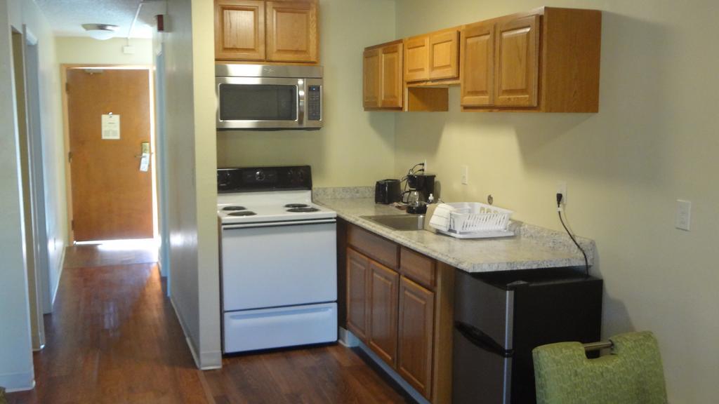 טוקווילה Sunrise Garden Suites מראה חיצוני תמונה