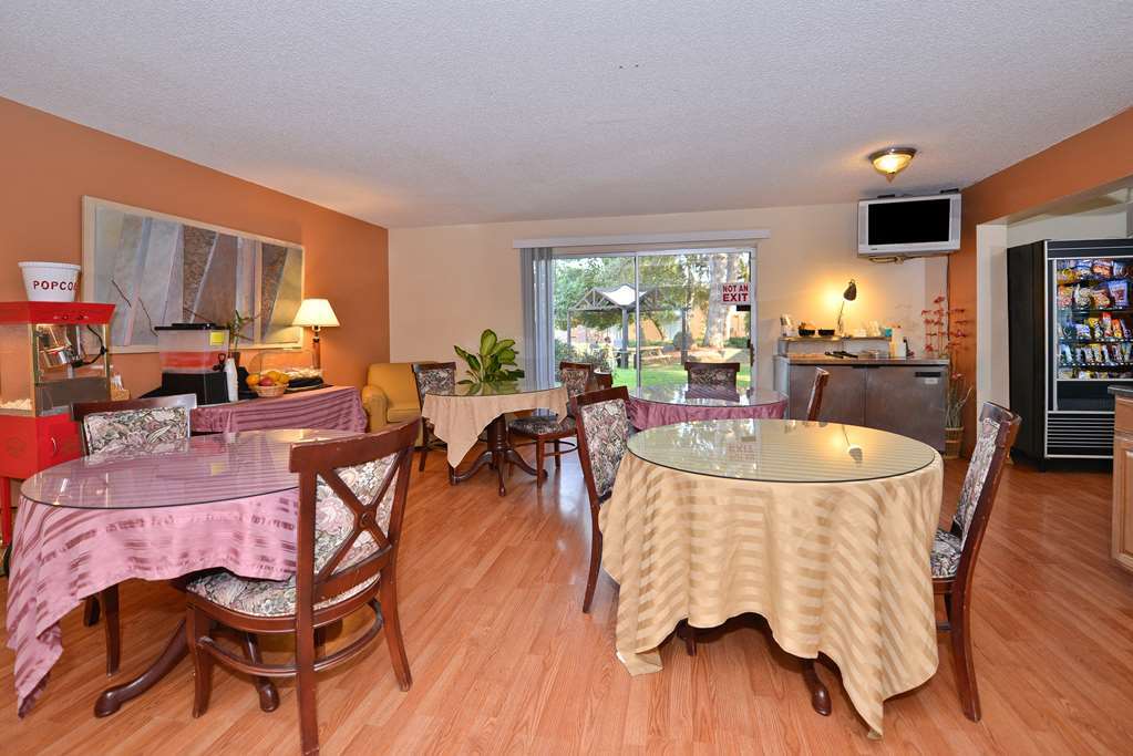 טוקווילה Sunrise Garden Suites מסעדה תמונה