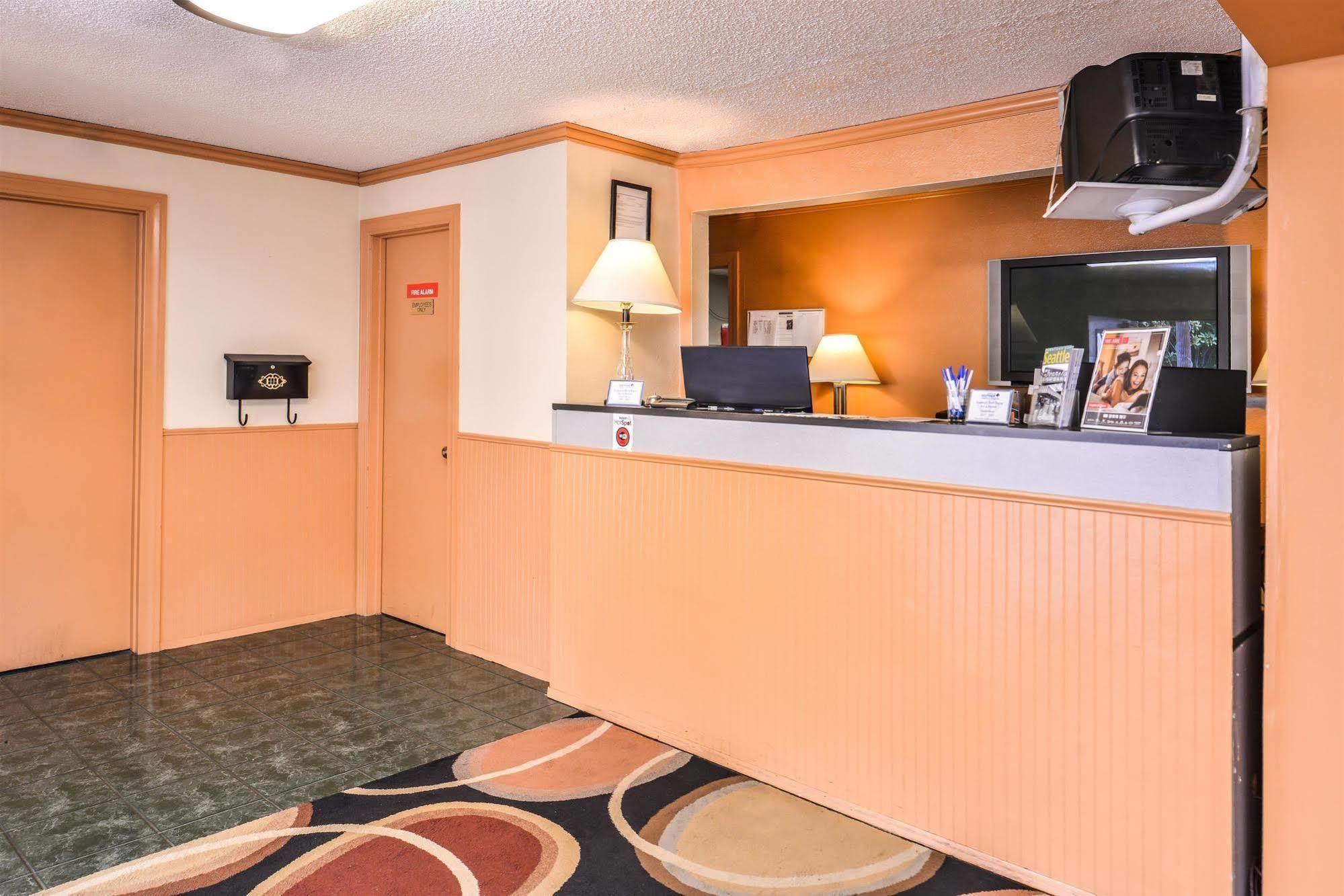 טוקווילה Sunrise Garden Suites מראה חיצוני תמונה