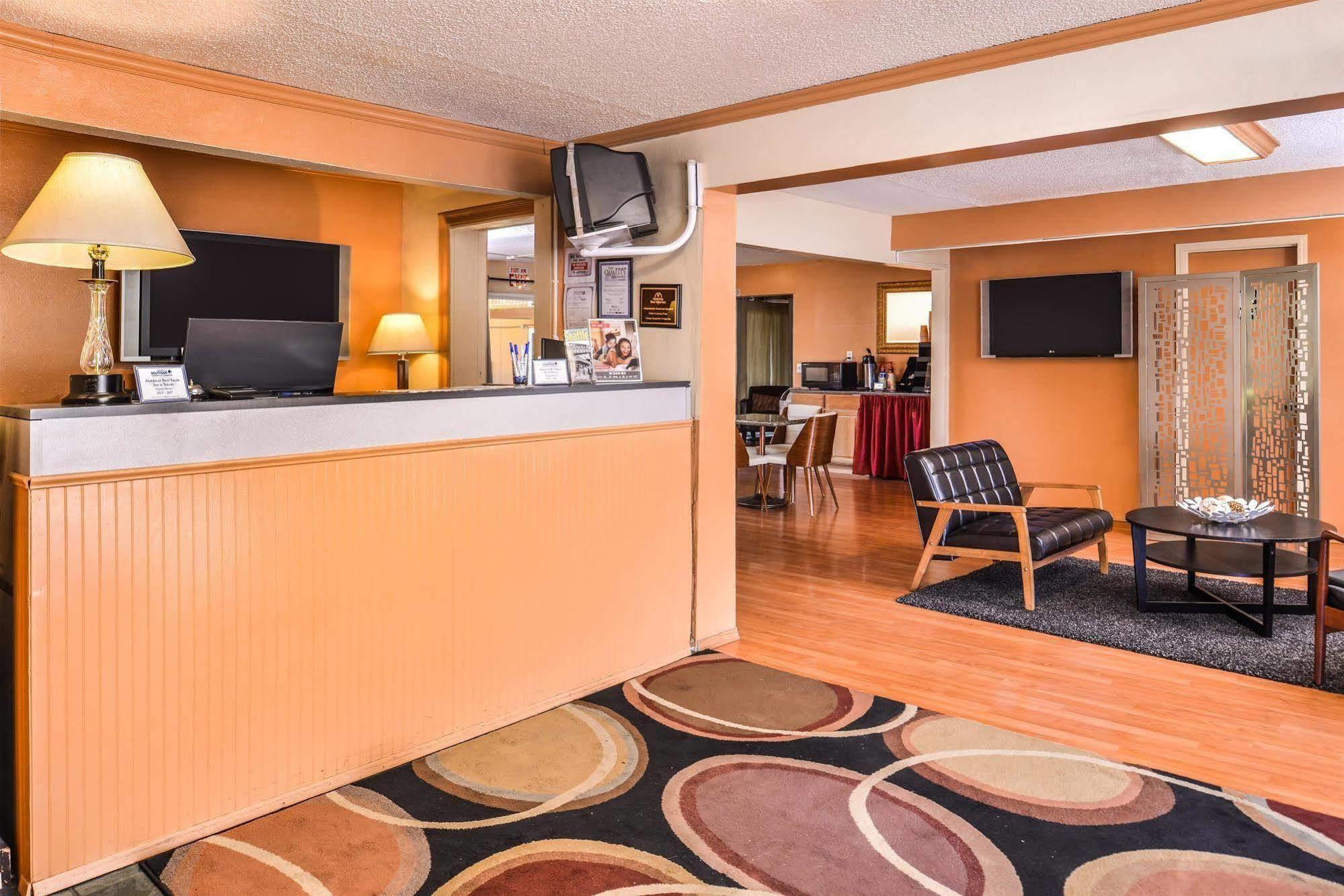 טוקווילה Sunrise Garden Suites מראה חיצוני תמונה