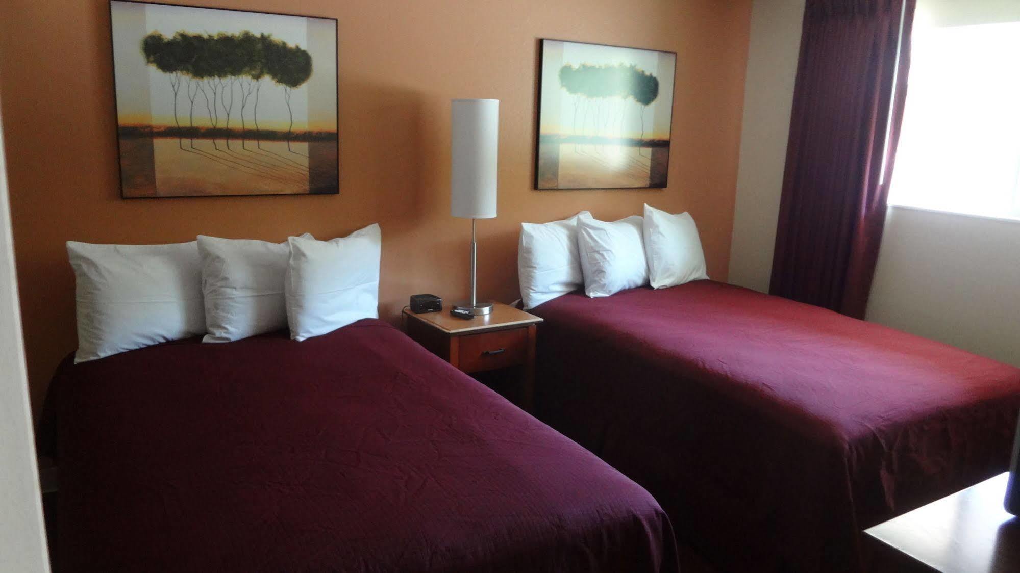 טוקווילה Sunrise Garden Suites מראה חיצוני תמונה