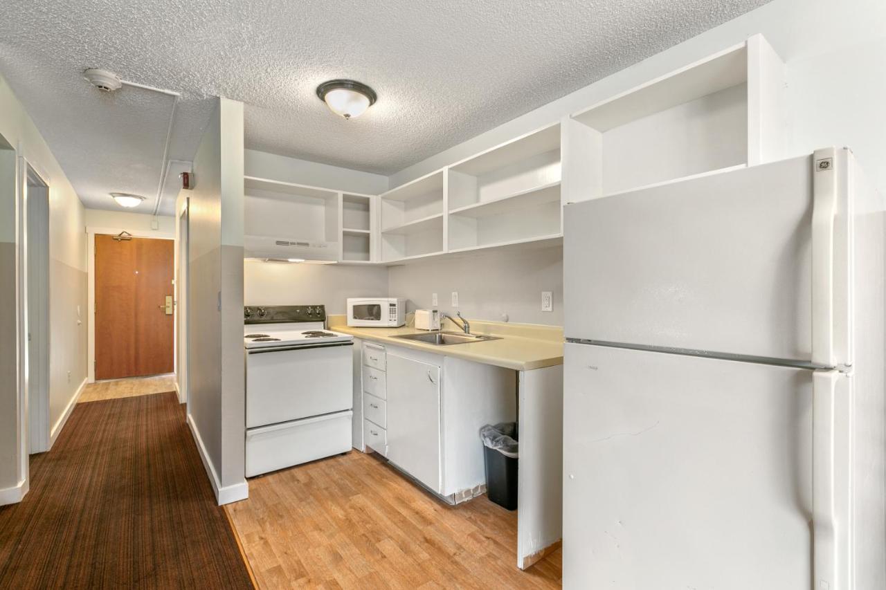 טוקווילה Sunrise Garden Suites מראה חיצוני תמונה