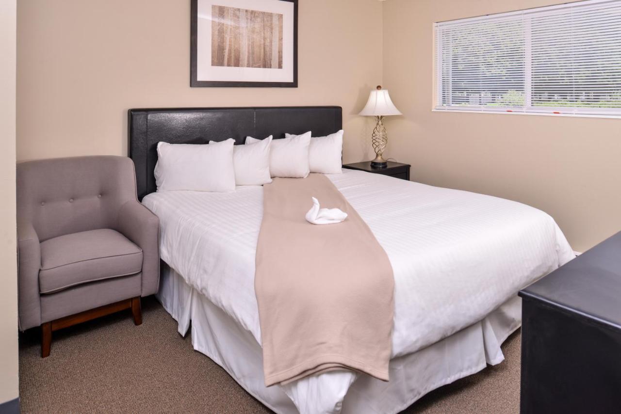 טוקווילה Sunrise Garden Suites מראה חיצוני תמונה