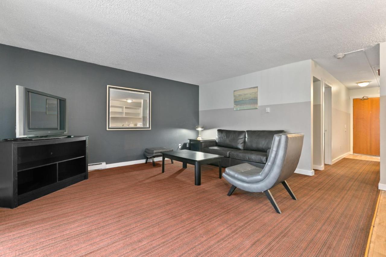 טוקווילה Sunrise Garden Suites מראה חיצוני תמונה